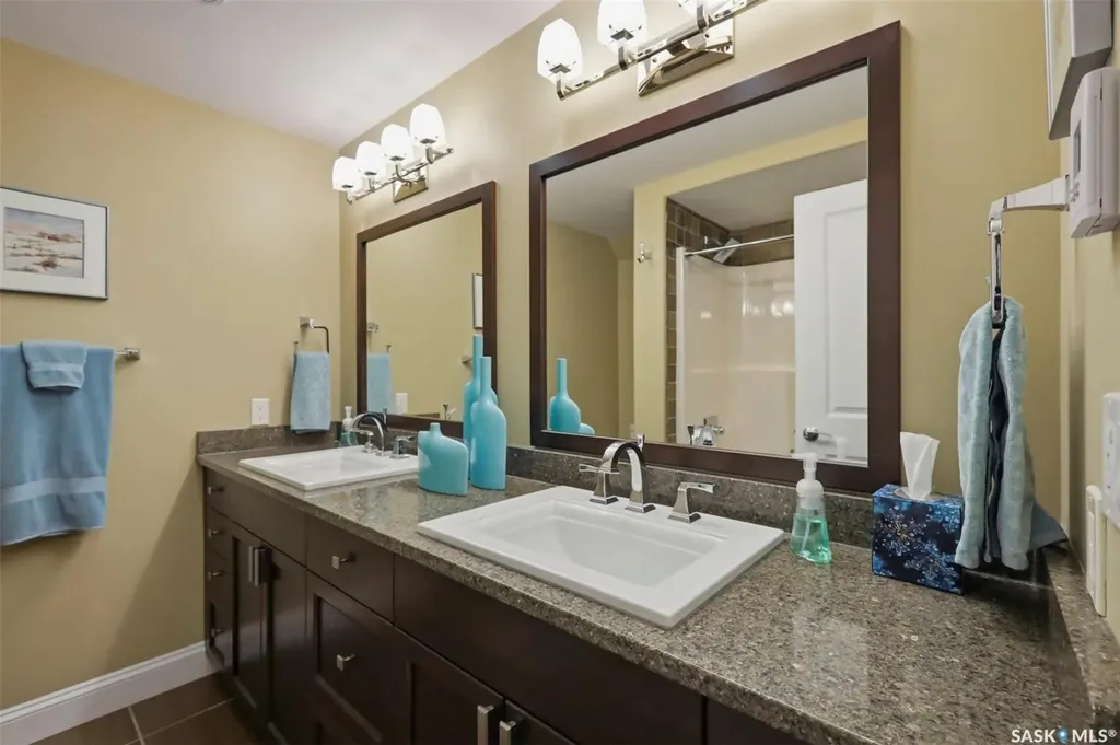 431 Paton Place Saskatoon SK S7W 0B8