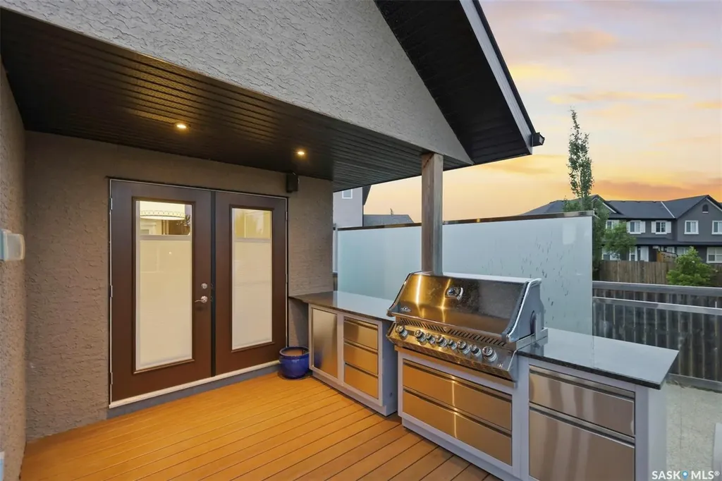 431 Paton Place Saskatoon SK S7W 0B8