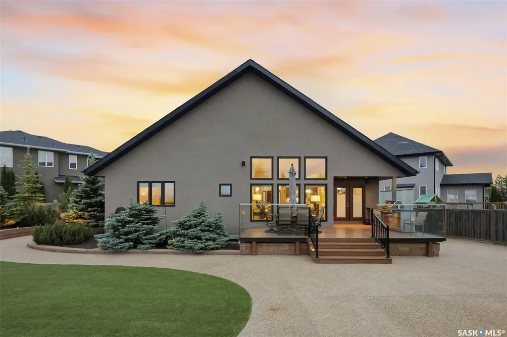 431 Paton Place Saskatoon SK S7W 0B8