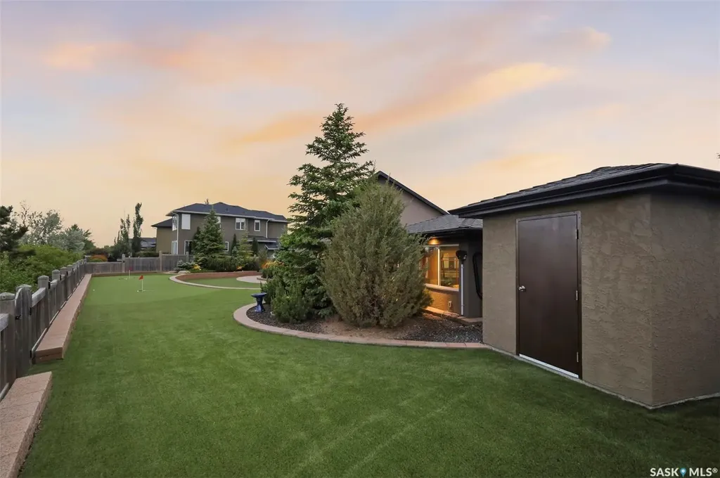 431 Paton Place Saskatoon SK S7W 0B8