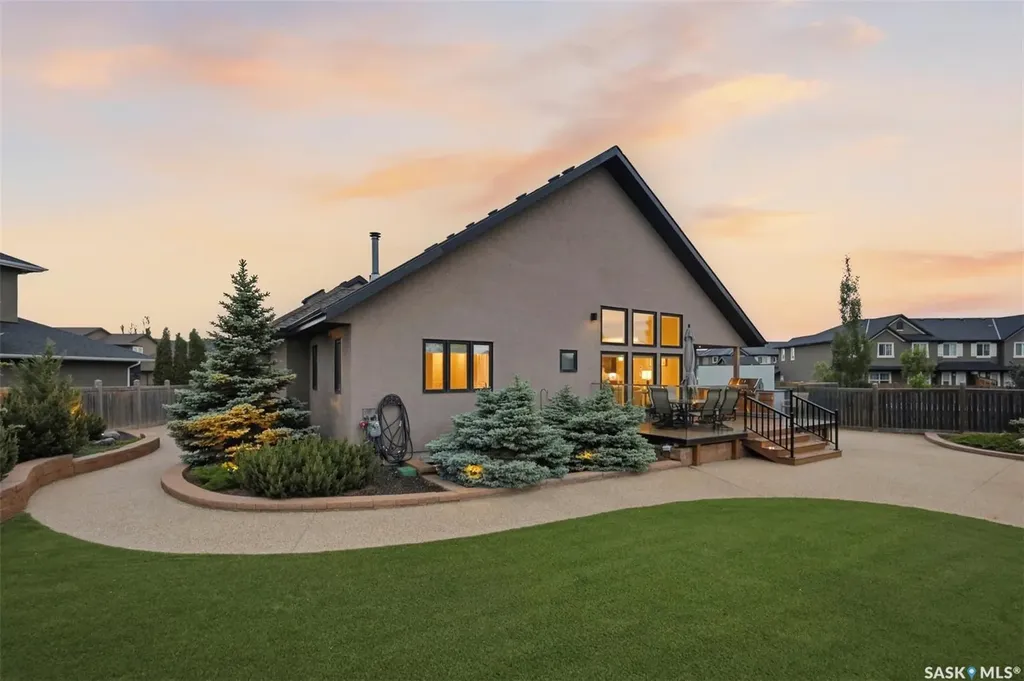 431 Paton Place Saskatoon SK S7W 0B8
