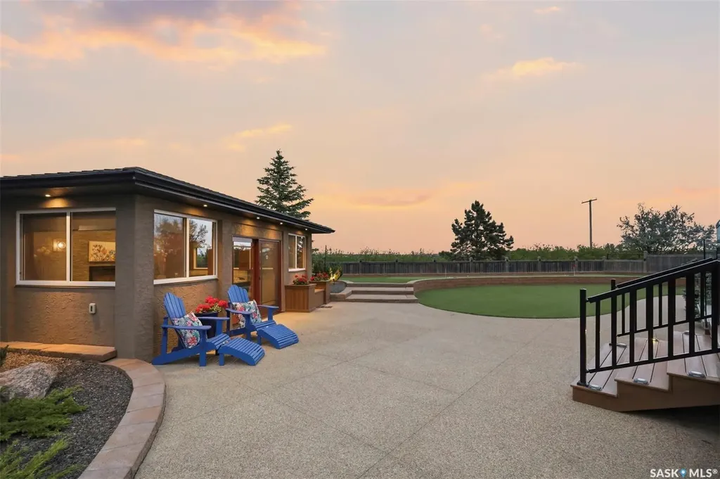 431 Paton Place Saskatoon SK S7W 0B8