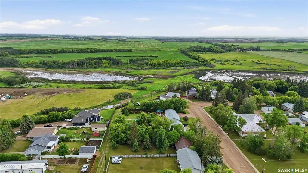 309 Shepard Street Borden SK S0K 0N0