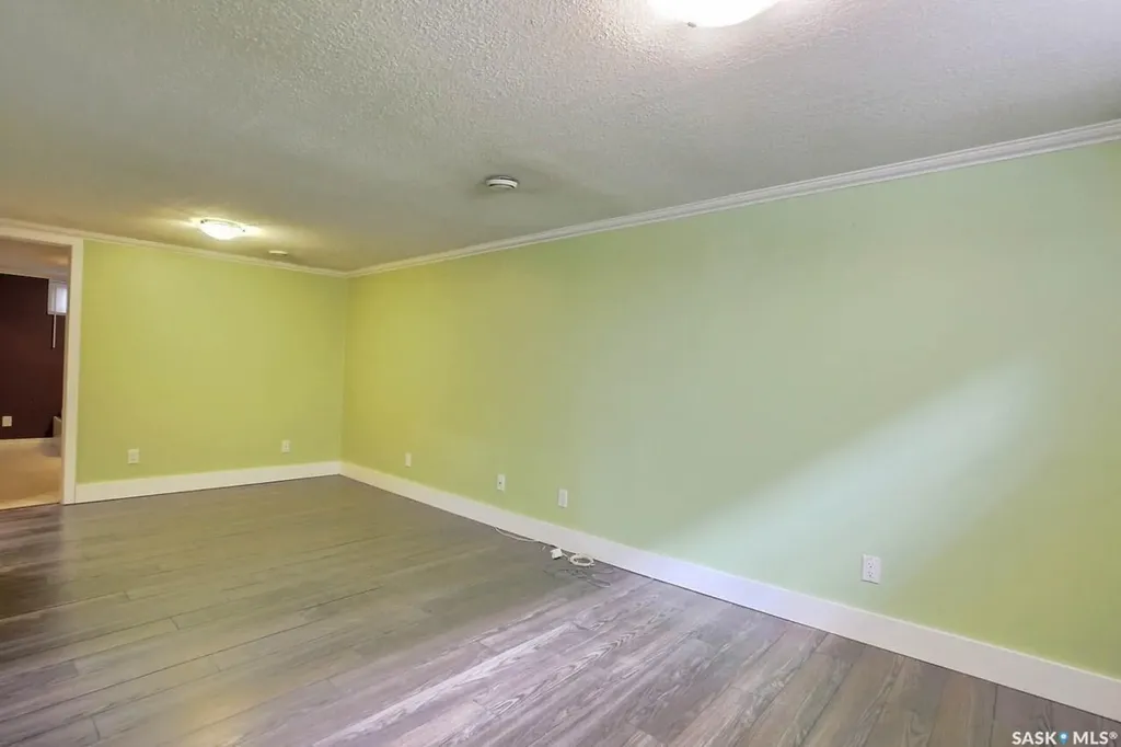 2612 Pasqua Street Regina SK S4S 0M5