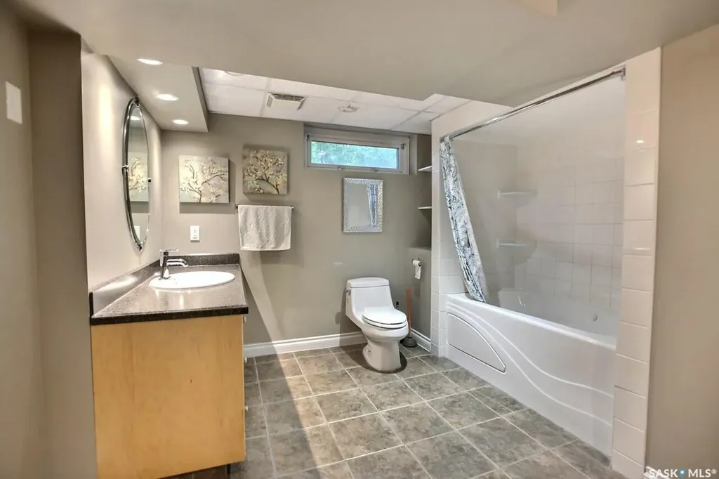 2612 Pasqua Street Regina SK S4S 0M5