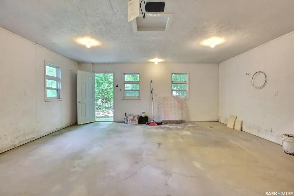 2612 Pasqua Street Regina SK S4S 0M5
