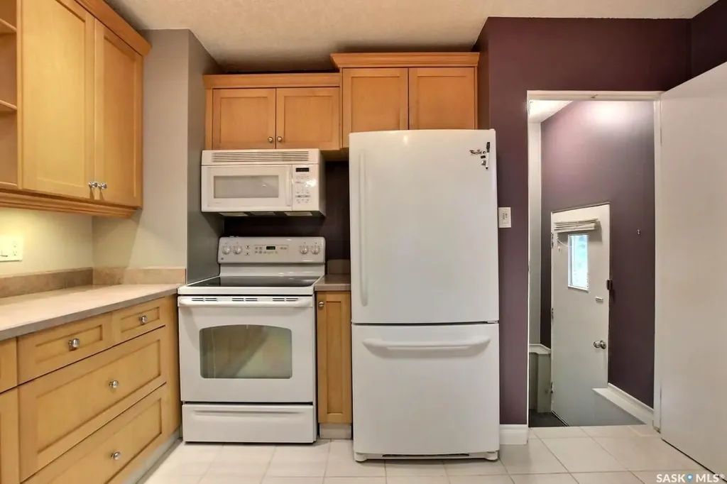 2612 Pasqua Street Regina SK S4S 0M5