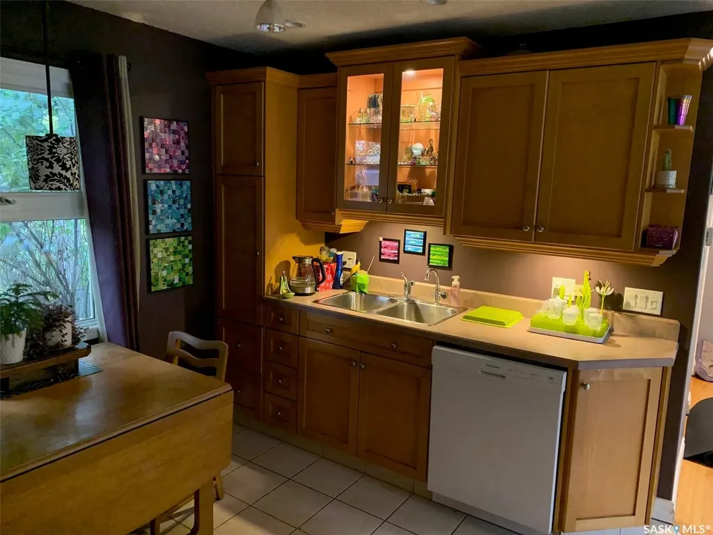 2612 Pasqua Street Regina SK S4S 0M5