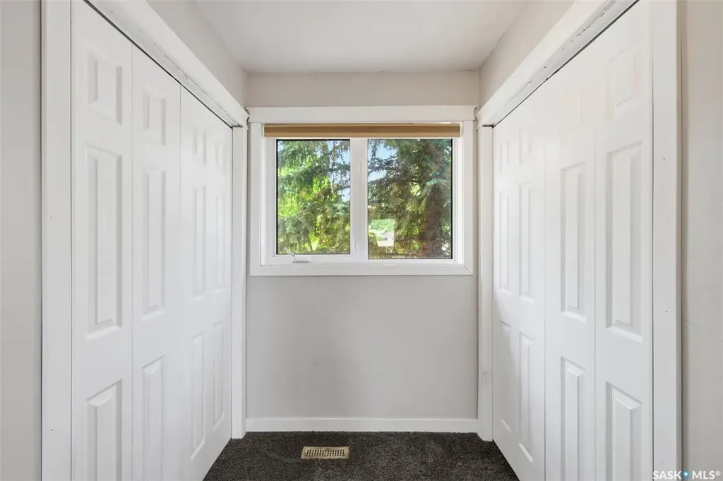 483 Wakabayashi Crescent Saskatoon SK S7K 7M6
