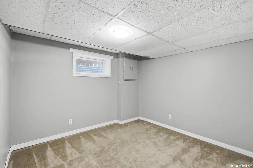 483 Wakabayashi Crescent Saskatoon SK S7K 7M6
