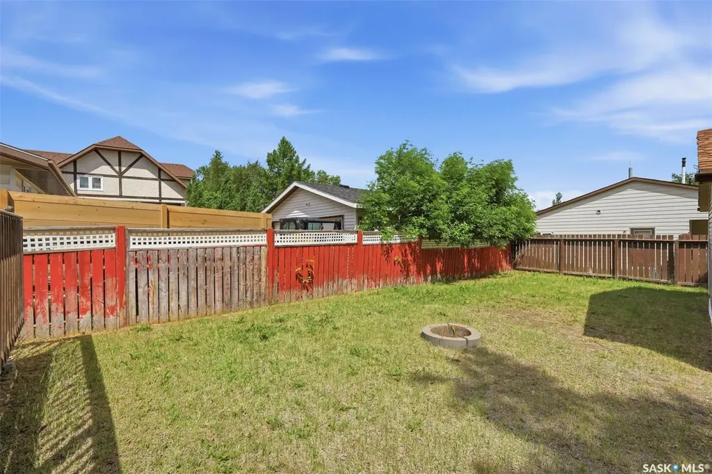 483 Wakabayashi Crescent Saskatoon SK S7K 7M6