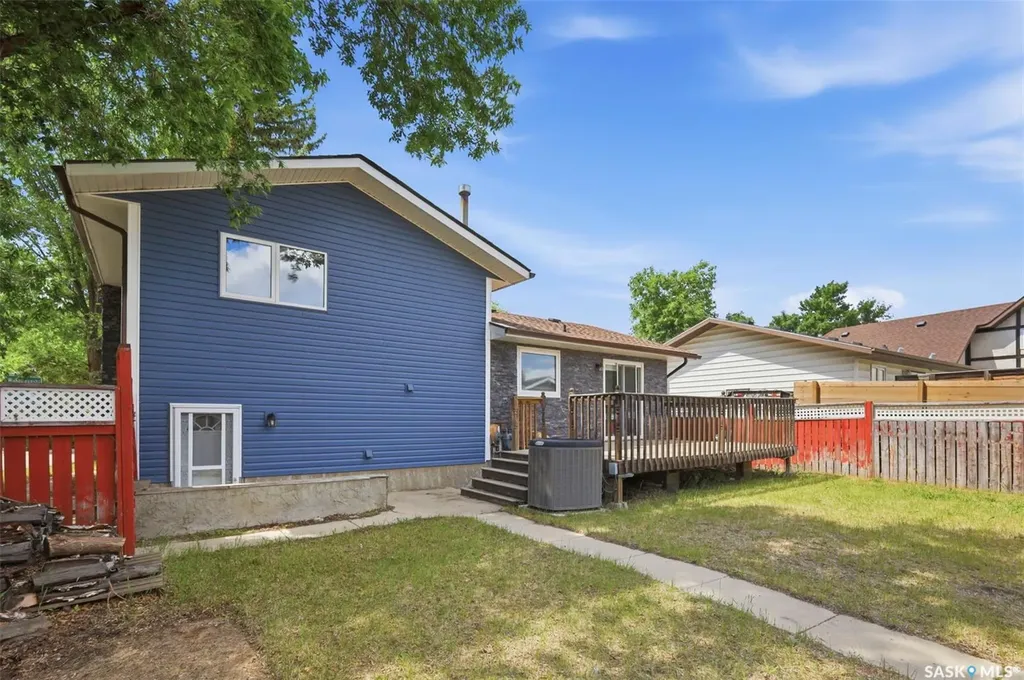 483 Wakabayashi Crescent Saskatoon SK S7K 7M6