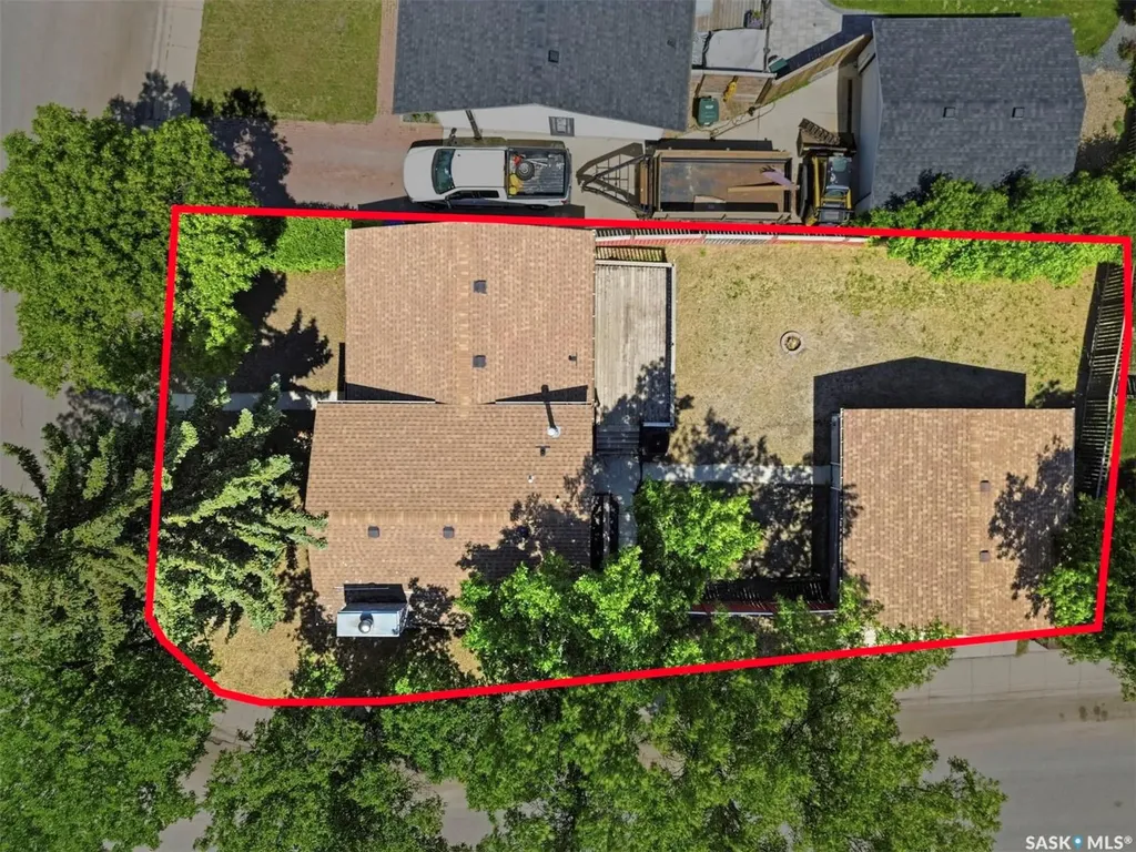 483 Wakabayashi Crescent Saskatoon SK S7K 7M6