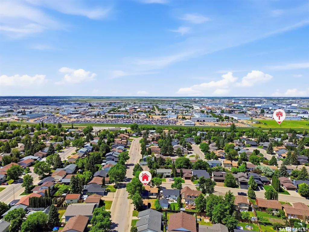 483 Wakabayashi Crescent Saskatoon SK S7K 7M6