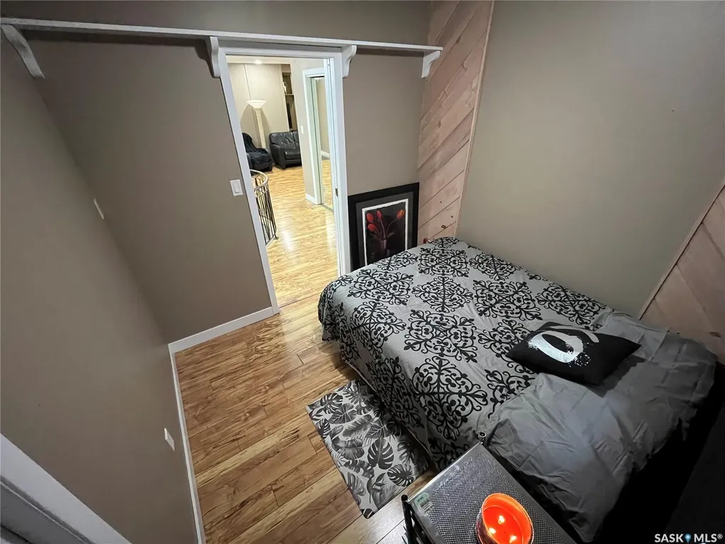 374 Rodenbush Drive Regina SK S4R 7L5