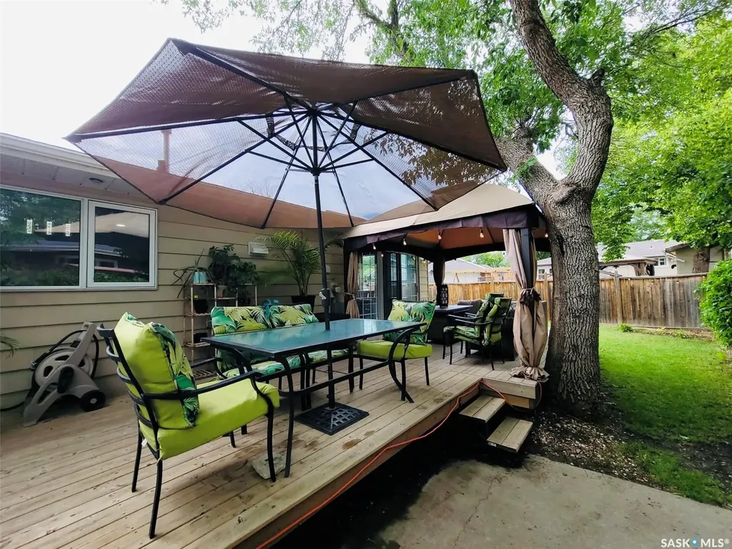 374 Rodenbush Drive Regina SK S4R 7L5