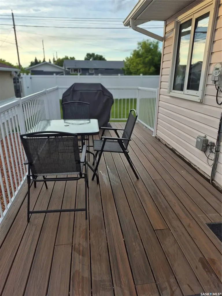 108 Downey Street Strasbourg SK S0G 4V0