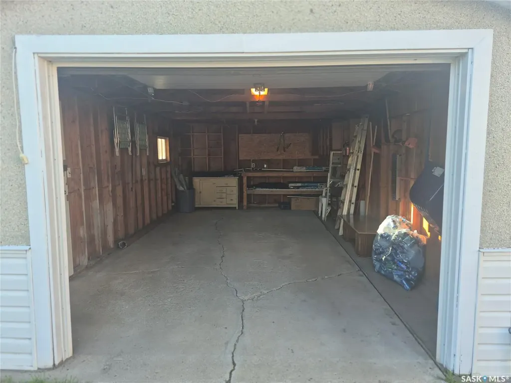 108 Downey Street Strasbourg SK S0G 4V0