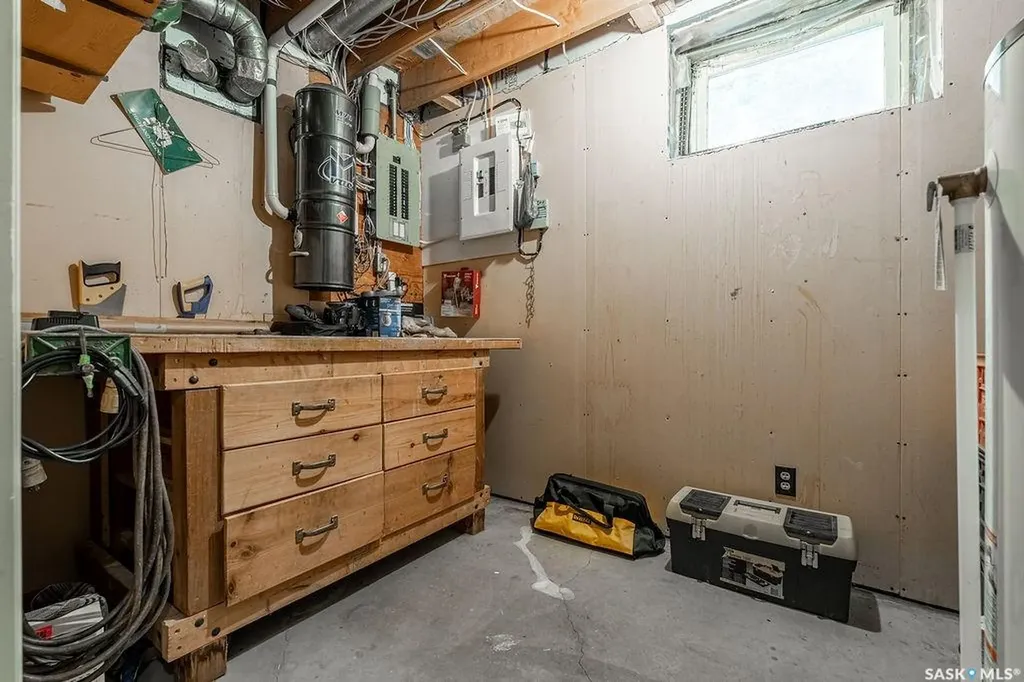 235 Sebestyen Terrace Saskatoon SK S7K 6R8