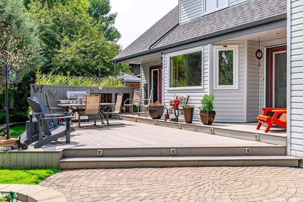 235 Sebestyen Terrace Saskatoon SK S7K 6R8