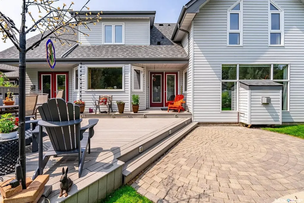 235 Sebestyen Terrace Saskatoon SK S7K 6R8
