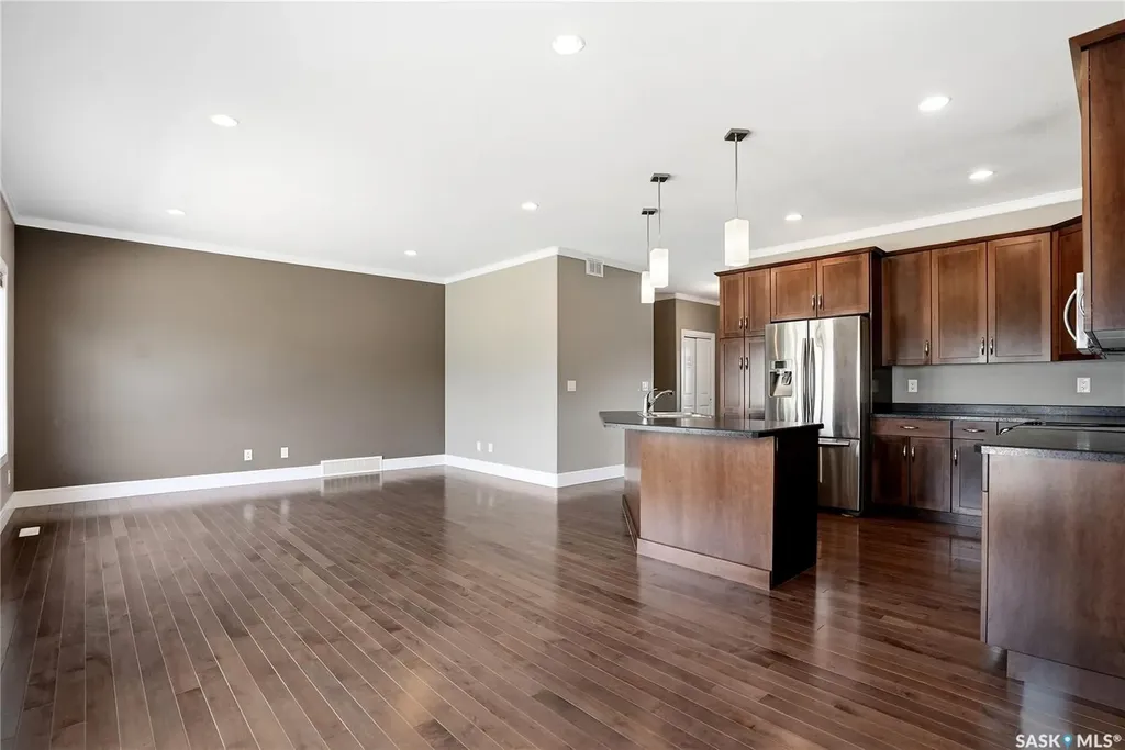 620 6th Avenue S Martensville SK S0K 0A2