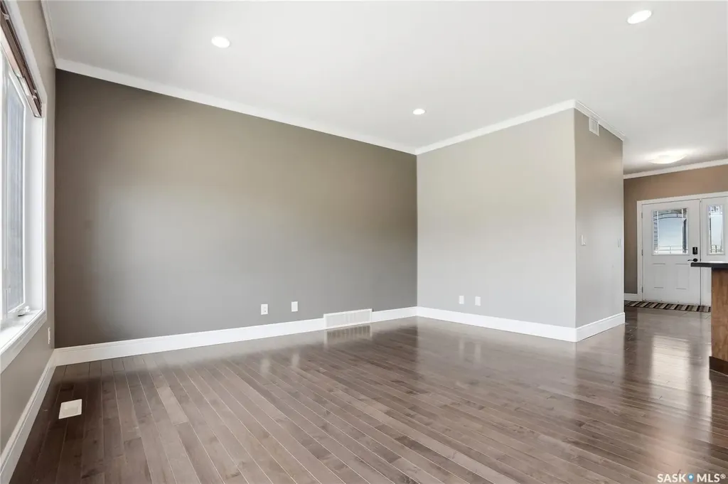 620 6th Avenue S Martensville SK S0K 0A2