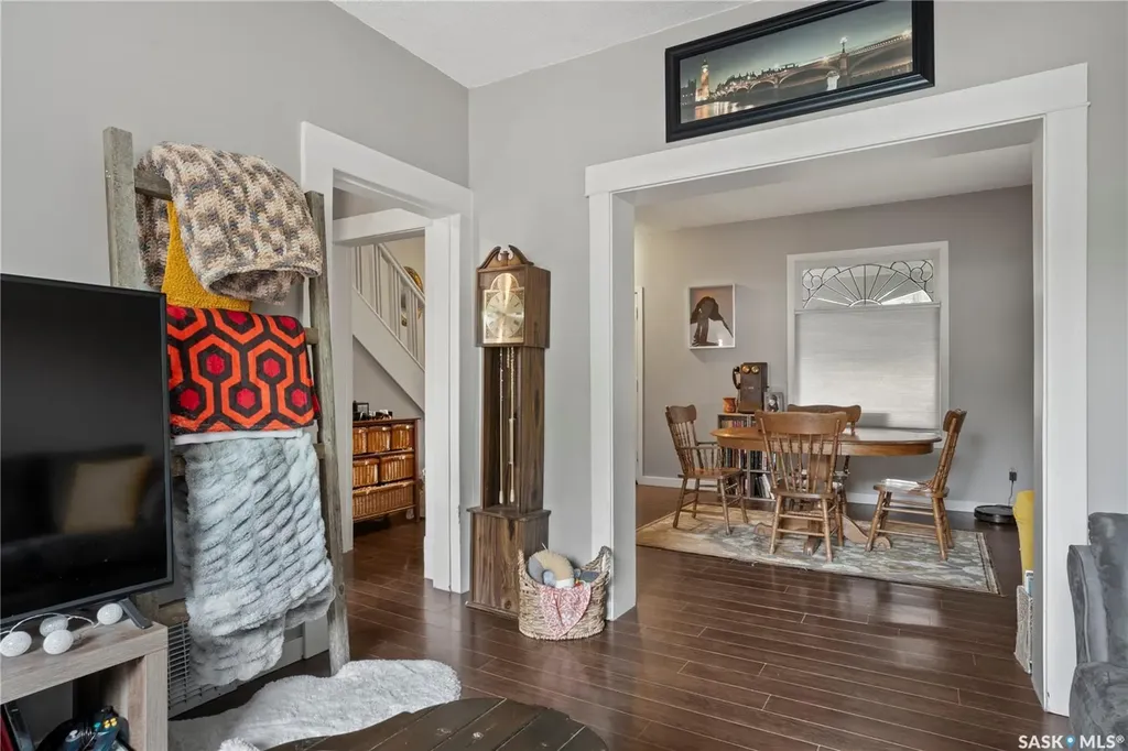 1921 Garnet Street Regina SK S4T 2Z5