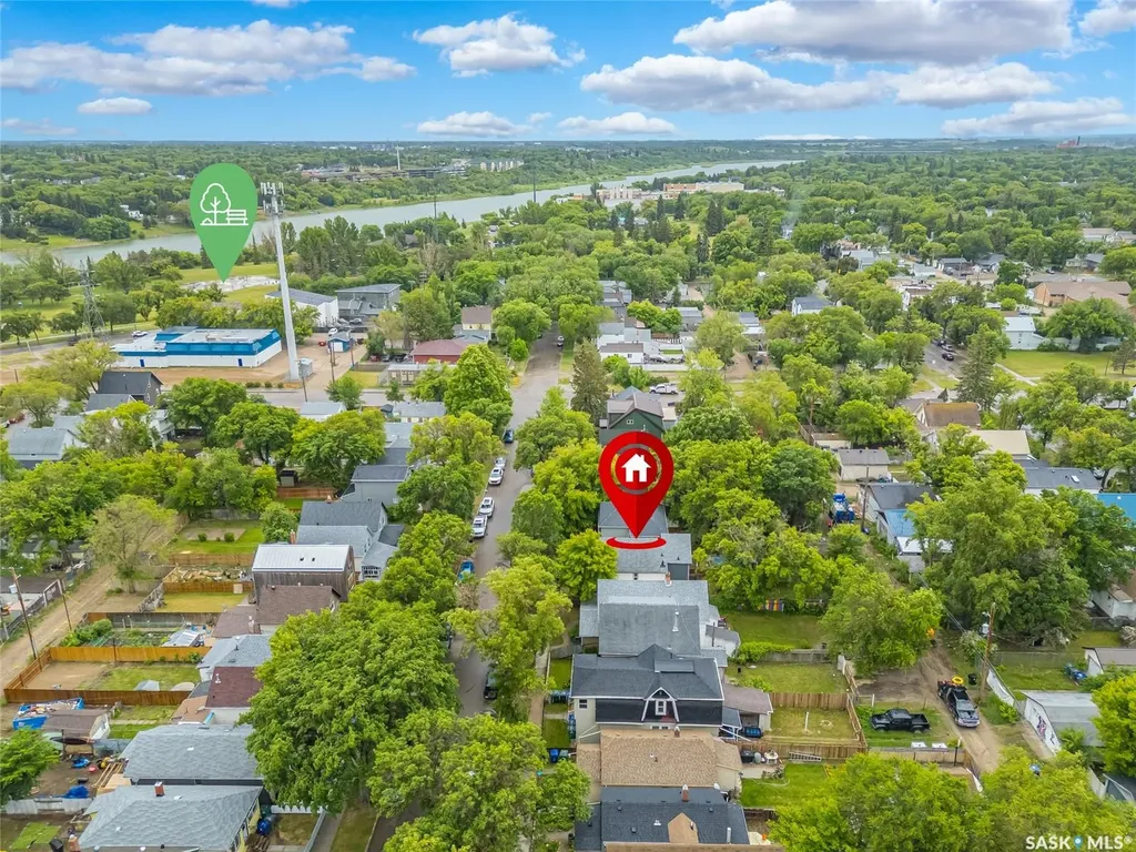 519 G Avenue S Saskatoon SK S7M 1V7