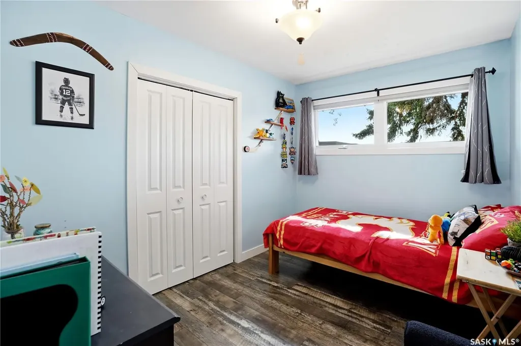 1145 Simpson Avenue Moose Jaw SK S6H 4M7