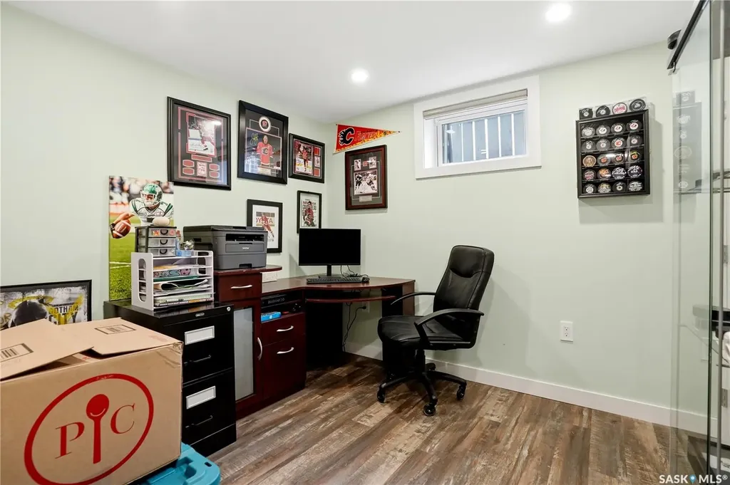 1145 Simpson Avenue Moose Jaw SK S6H 4M7