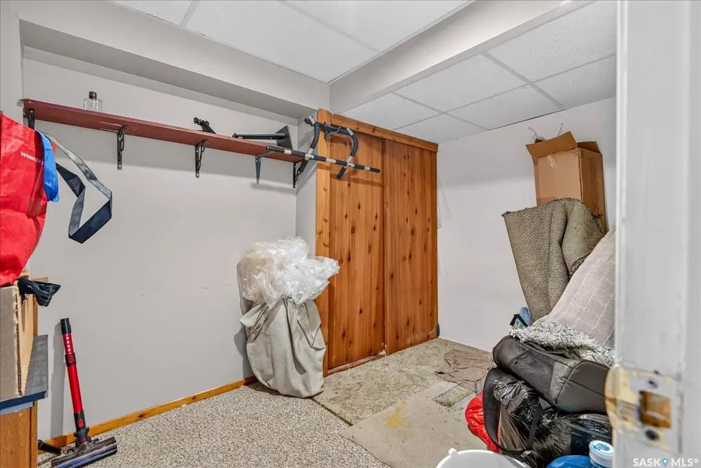 3909 Hillsdale Street Regina SK S4S 3Y6