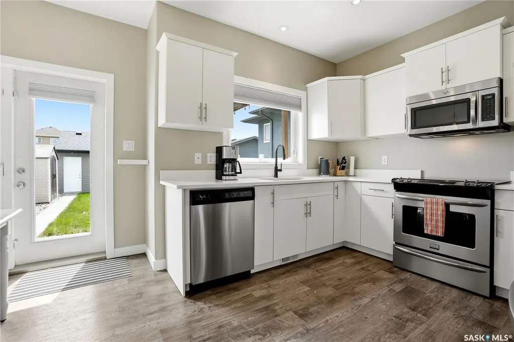 5425 Campling Avenue Regina SK S4W 0L6