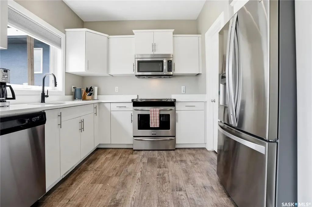 5425 Campling Avenue Regina SK S4W 0L6