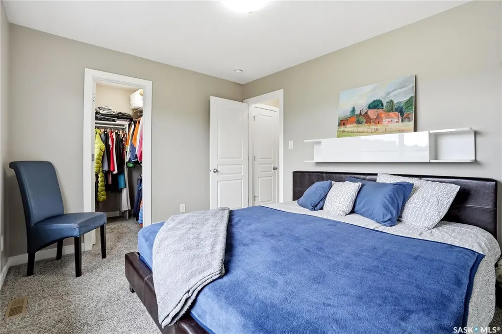 5425 Campling Avenue Regina SK S4W 0L6