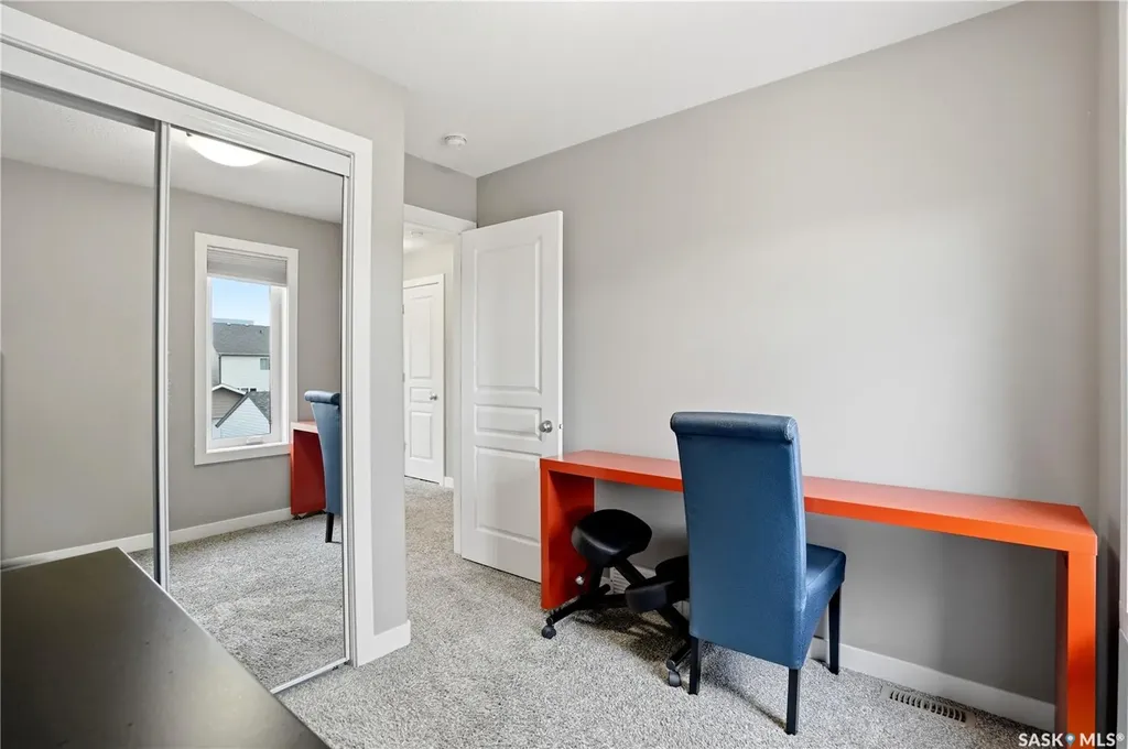 5425 Campling Avenue Regina SK S4W 0L6
