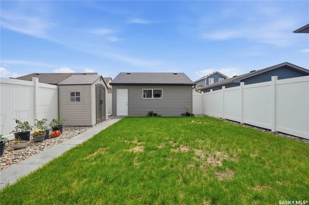 5425 Campling Avenue Regina SK S4W 0L6