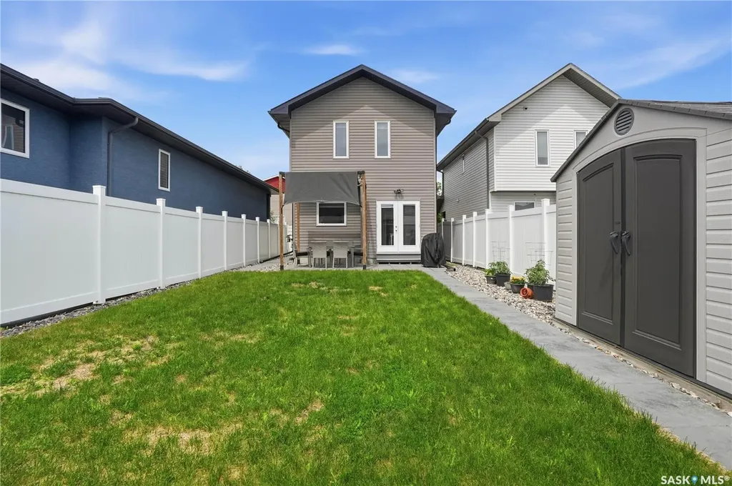 5425 Campling Avenue Regina SK S4W 0L6