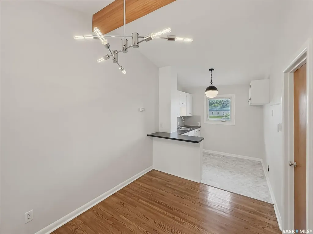 628 1st Avenue NE Swift Current SK S9H 2B9