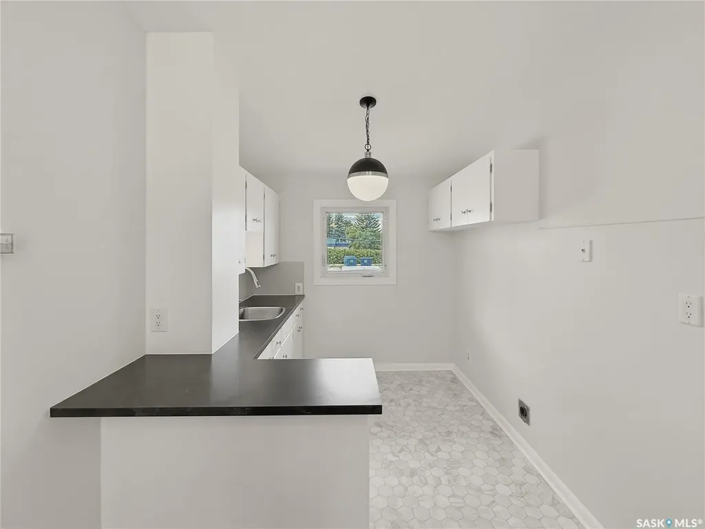 628 1st Avenue NE Swift Current SK S9H 2B9