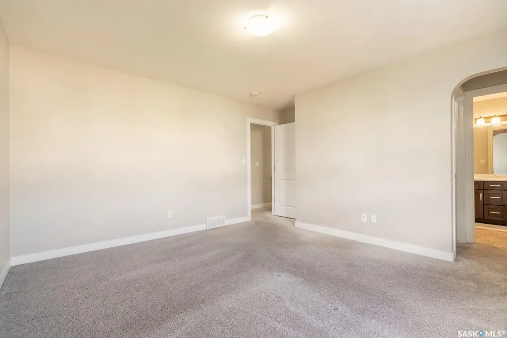 4069 Delhaye Way Regina SK S4W 0N5