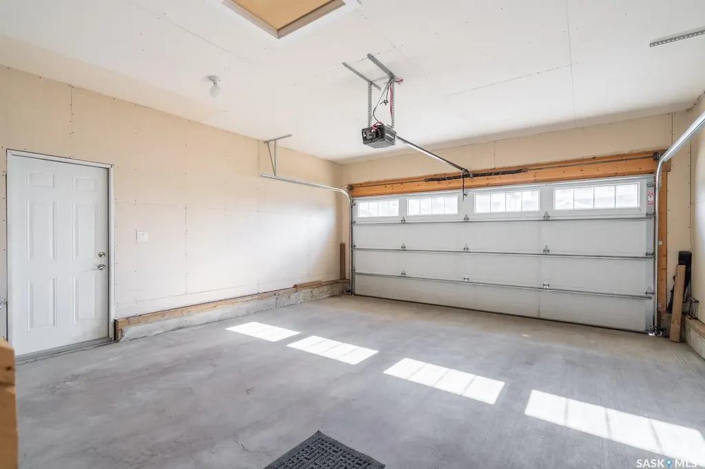 4069 Delhaye Way Regina SK S4W 0N5