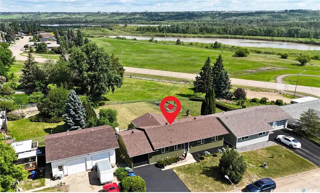 222 33rd Street Battleford SK S0M 0E0