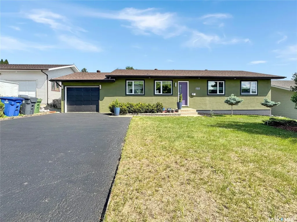 222 33rd Street Battleford SK S0M 0E0