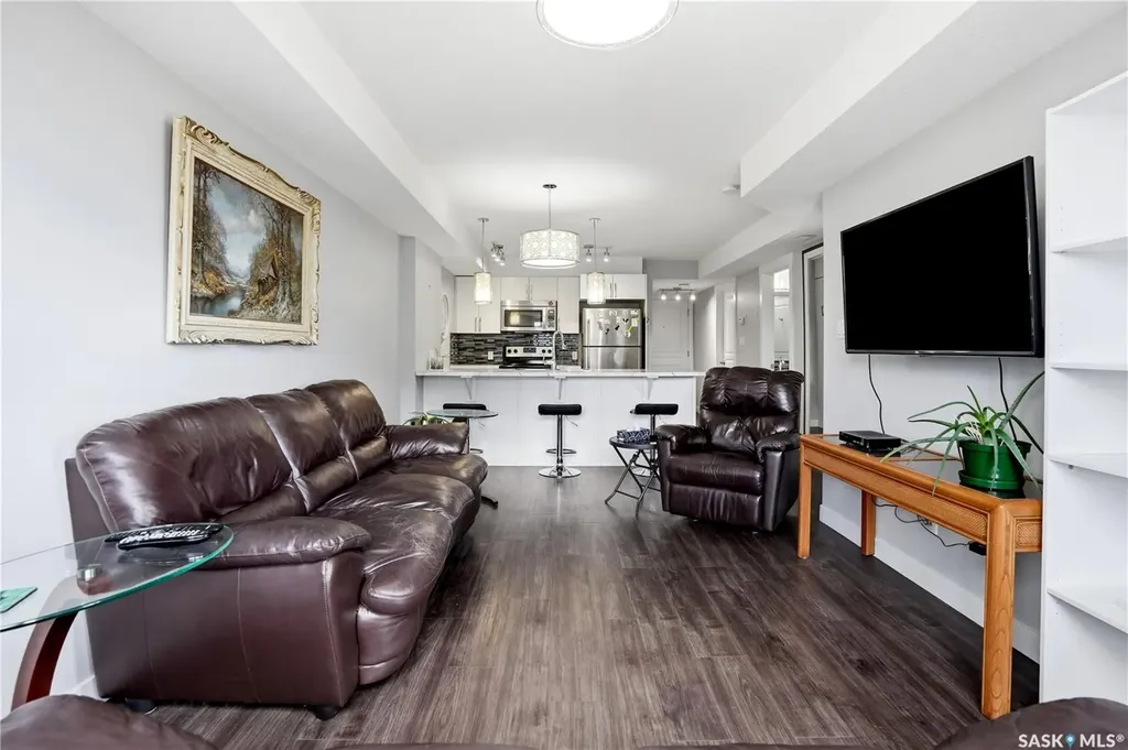 5301 Universal Crescent Regina SK S4W 0L2
