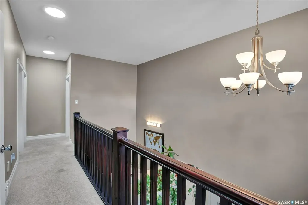 1304 5th Avenue N Saskatoon SK S7K 2S2