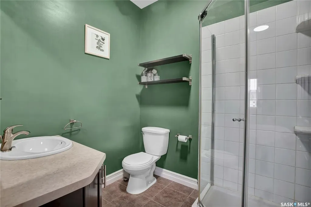 1304 5th Avenue N Saskatoon SK S7K 2S2