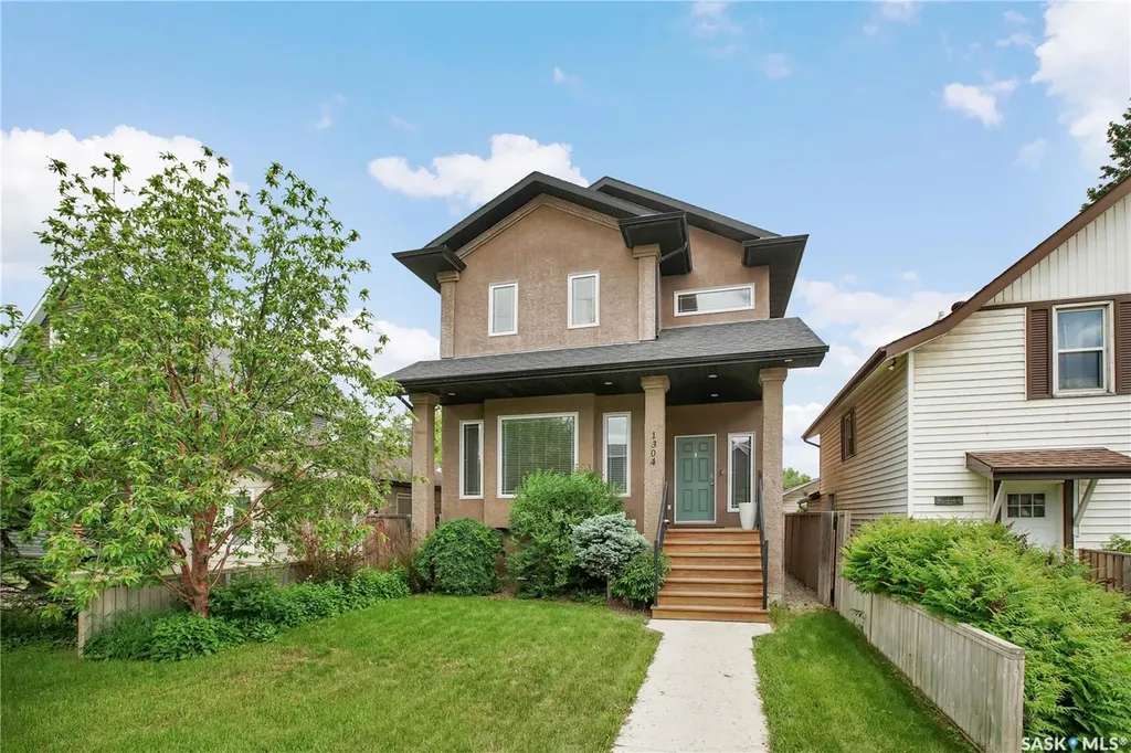 1304 5th Avenue N Saskatoon SK S7K 2S2