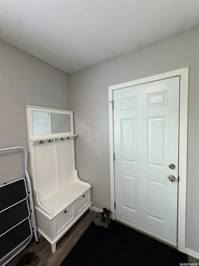 962 109th Street North Battleford SK S9A 2E2