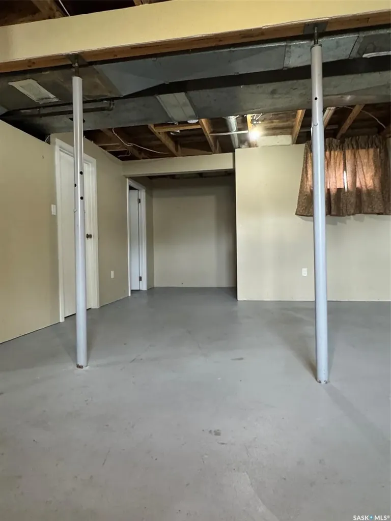 962 109th Street North Battleford SK S9A 2E2